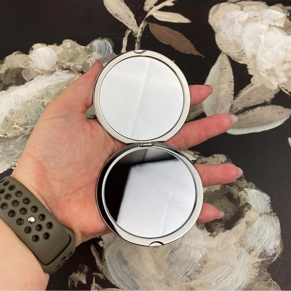 NWT Dior VIP Limited Edition Compact Mirror and Mimi Lipstick Set.